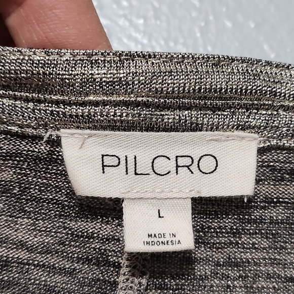 ANTHROPOLOGIE PILCRO Andie Shine Henley Top Size Large Metallic Long Sleeve - Picture 5 of 11